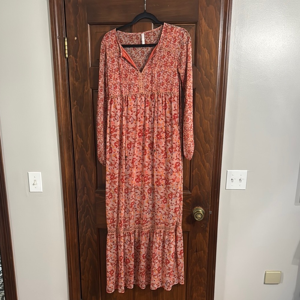 Xhilaration Pink Floral Long Sleeve Maxi Dress